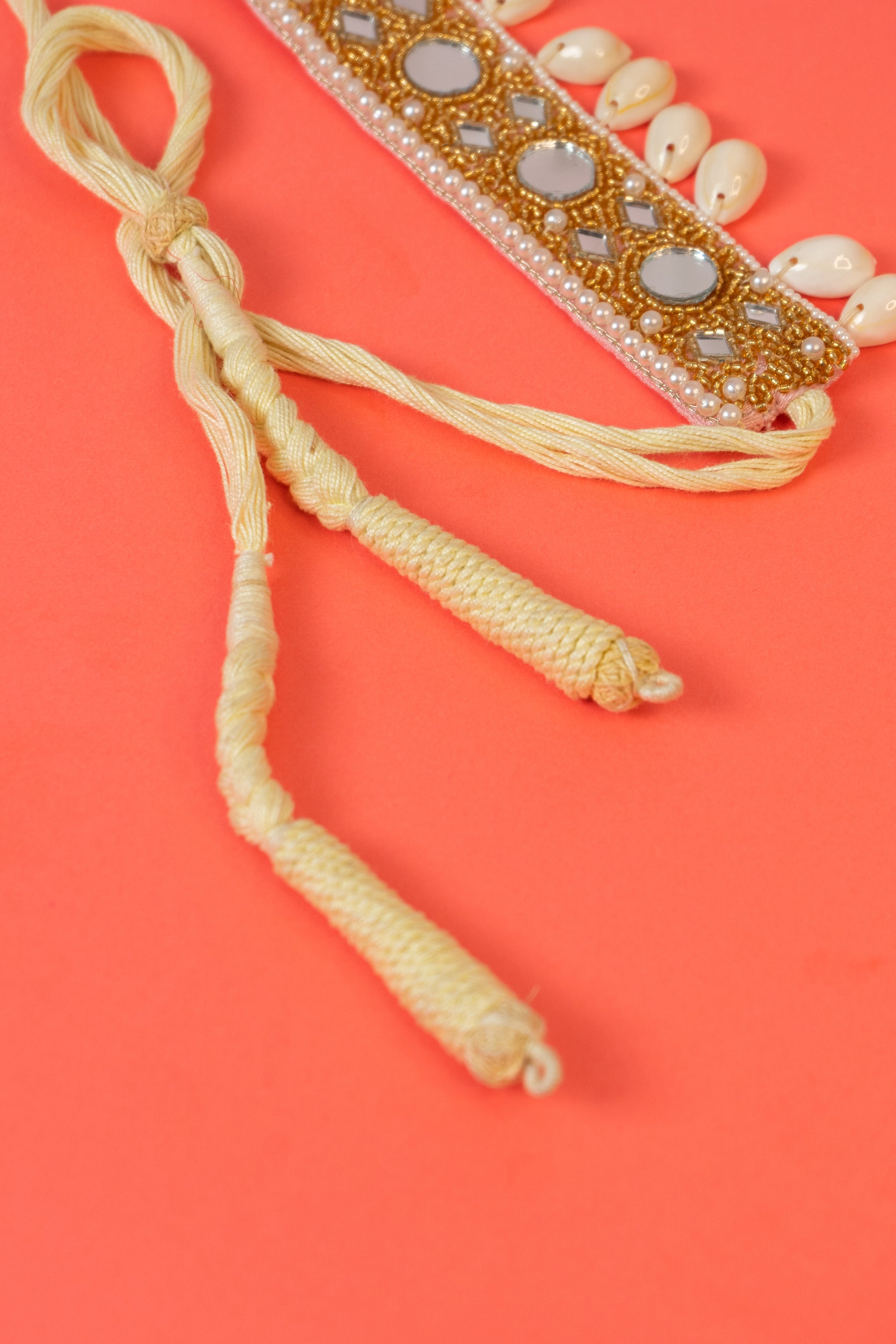 Mirror beaded choker with shells hanging